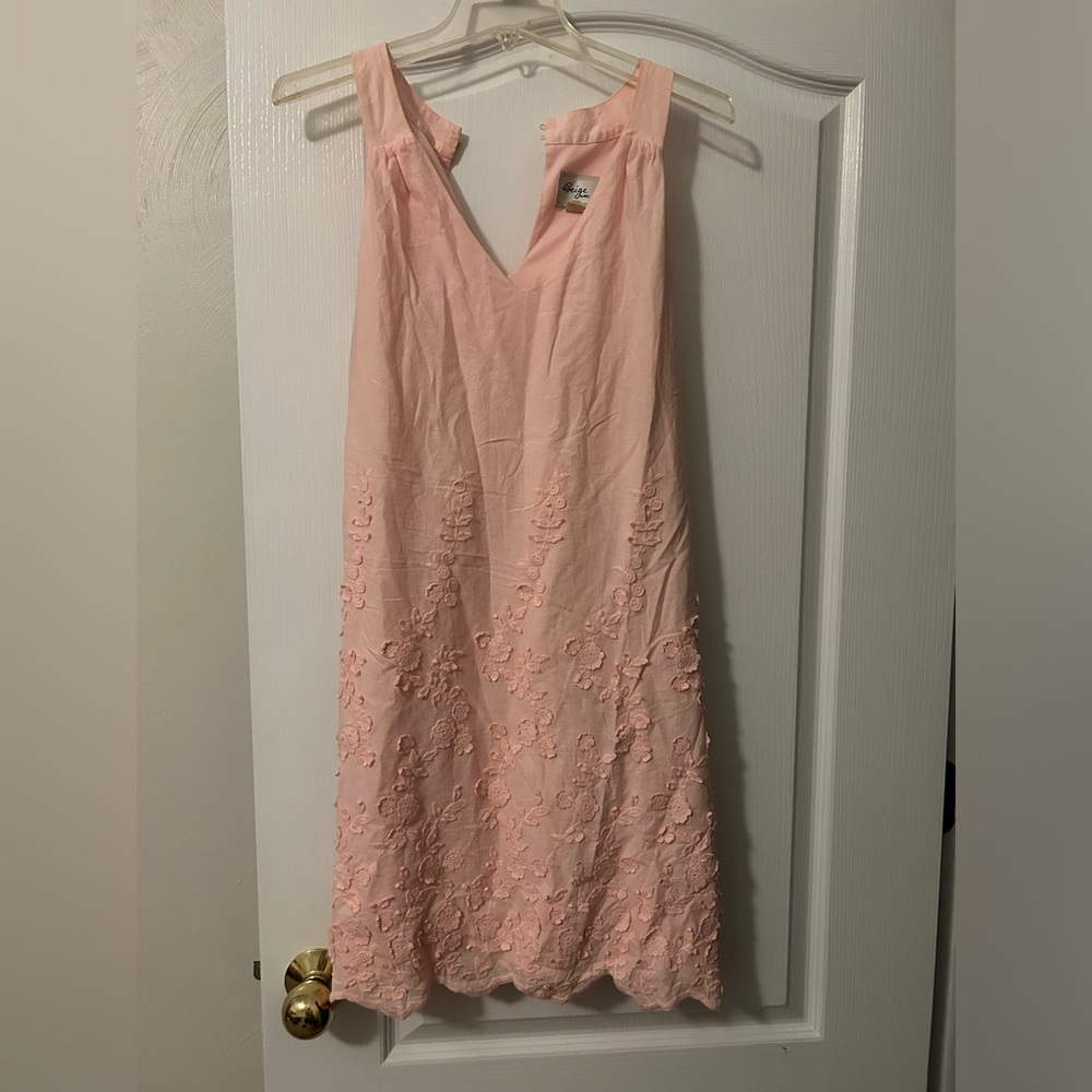 Pink dress with delicate detail